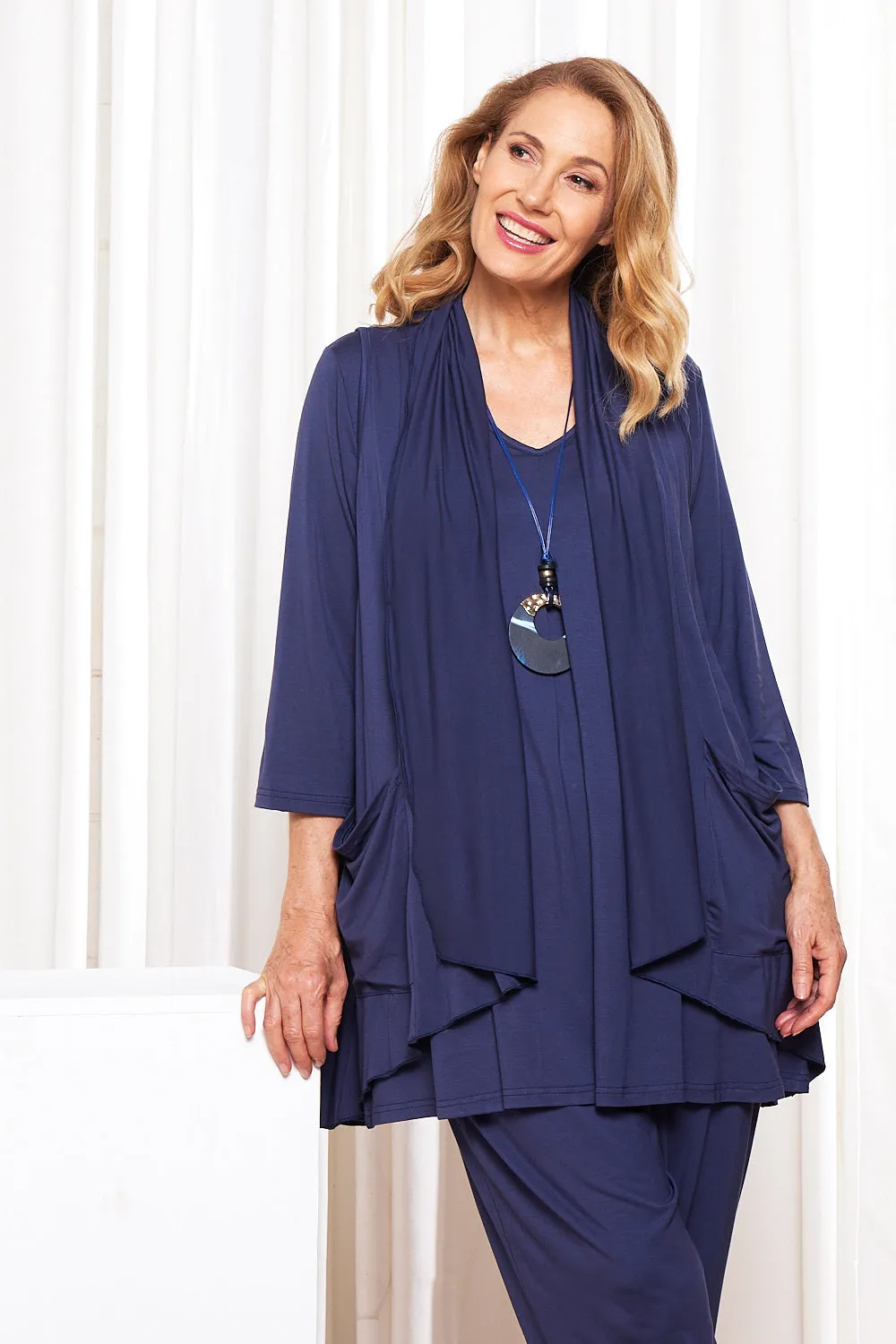 Loni Bamboo Vest - Navy