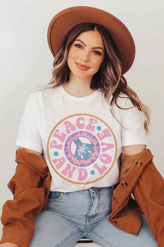 PEACE AND LOVE GRAPHIC TEE