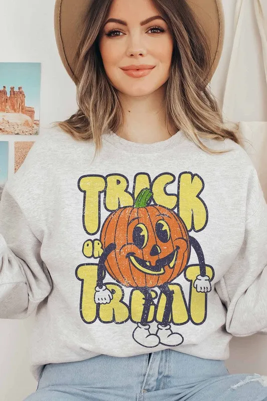 TRICK OR TREAT PUMPKIN GRAPHIC SWEATSHIRT