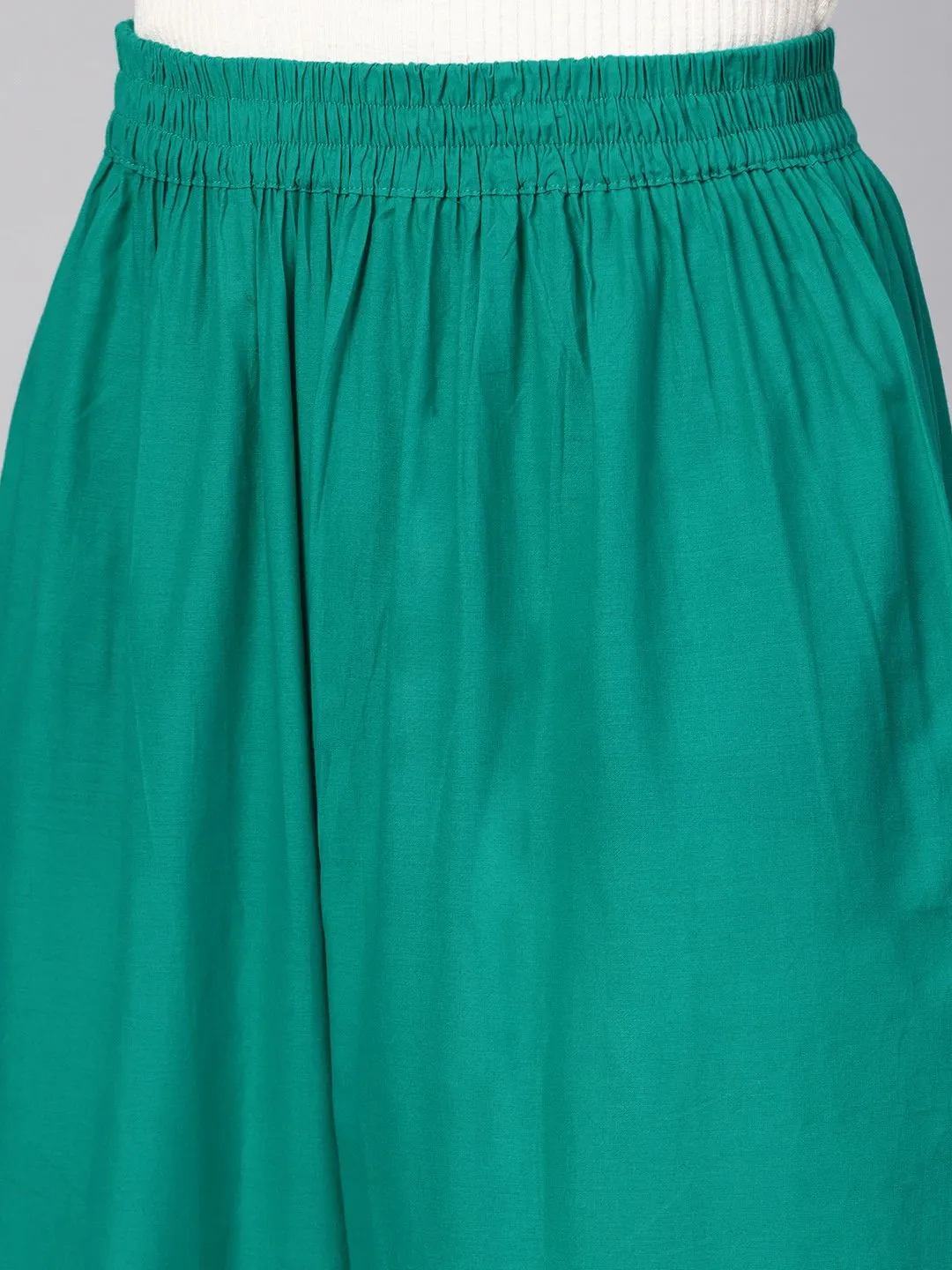 Women Green Solid Wide Leg Palazzos